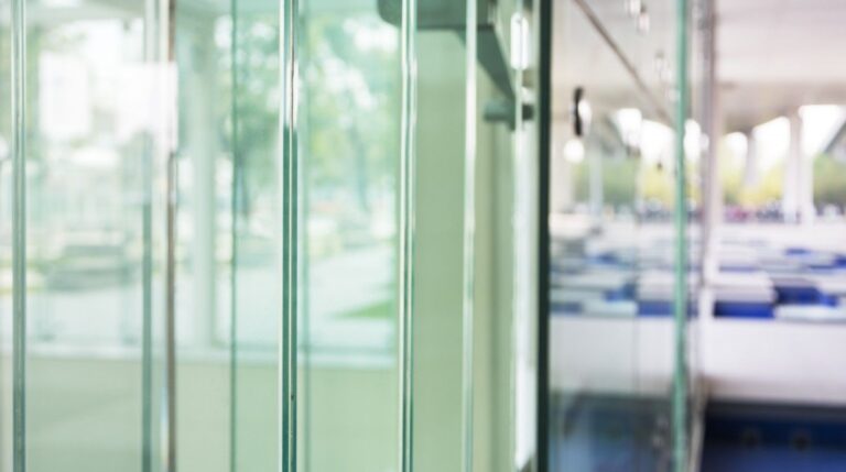 Affordable office glass partitions
