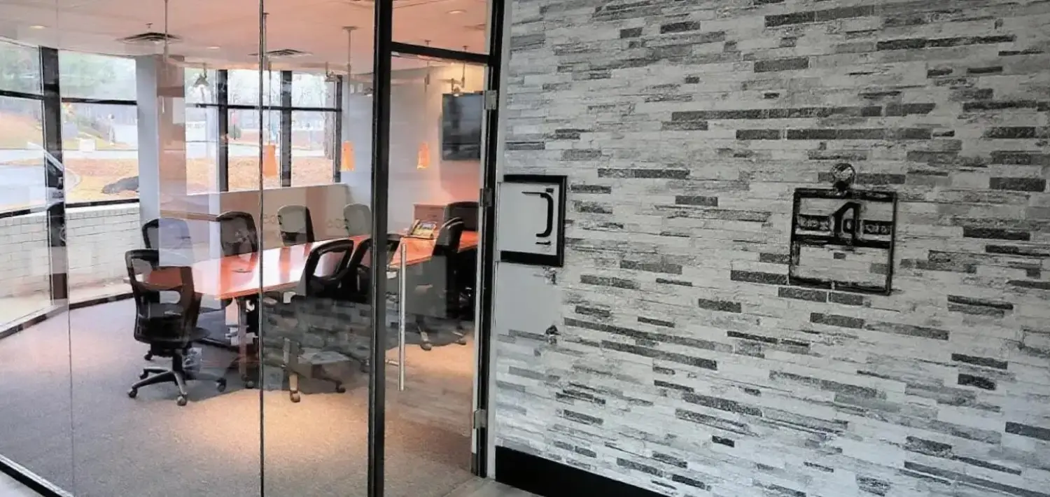 Seamless Glass Appeal